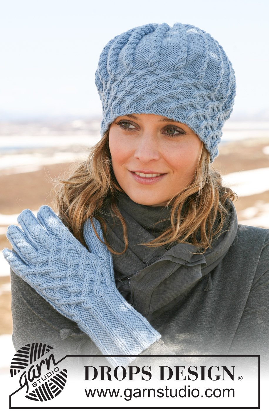 Blueberry Frost Gloves / DROPS 115-13 - DROPS hat and gloves in ”Merino Extra Fine” with cables. 