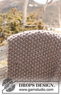 Bubble Wrap / DROPS 117-46 - Perlestrikket DROPS teppe i ”Polaris”.