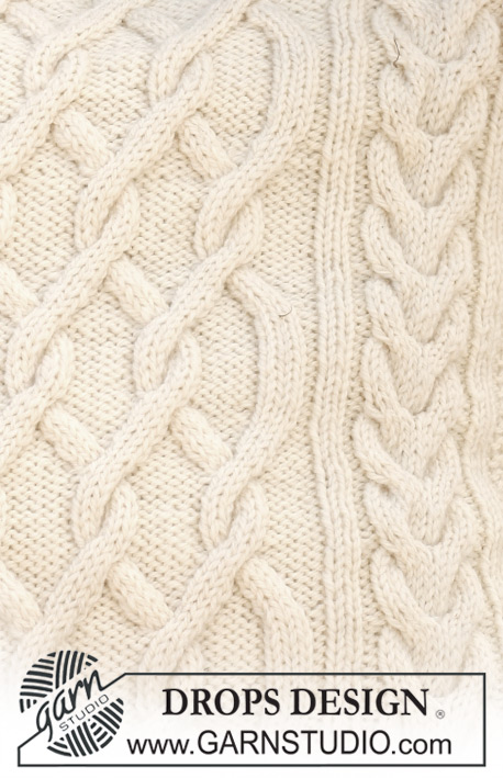 Cabled Dreams / DROPS 117-48 - Strikket DROPS pute med fletter i ”Alaska”.