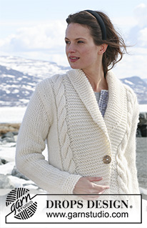 Doreen / DROPS 117-51 - Saco de punto DROPS con torsadas / trenzas y punto musgo en “Snow”. Talla S – XXXL.


