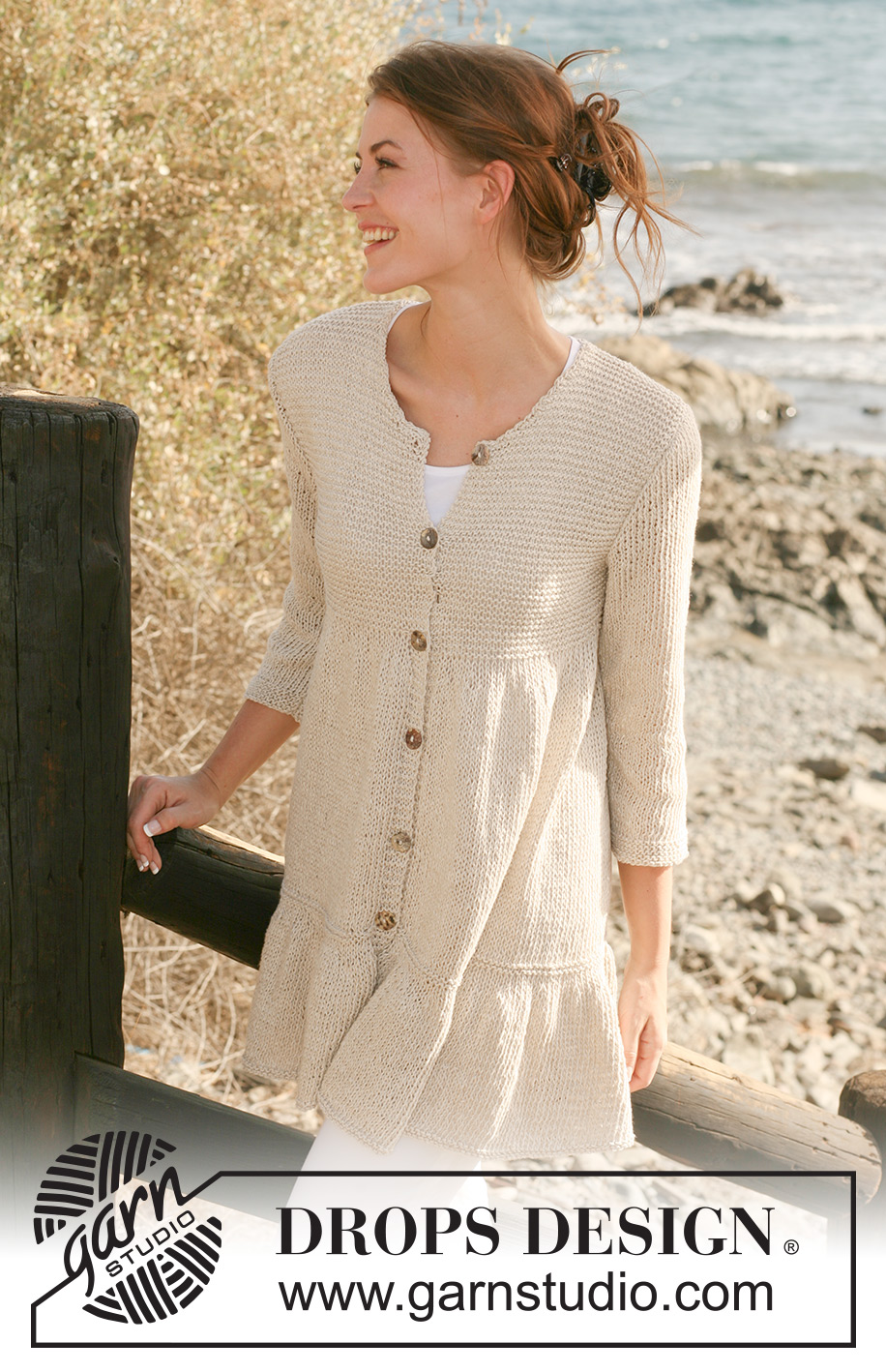 Holiday Joy / DROPS 118-1 - Knitted DROPS jacket in ”Bomull-Lin” with wide flounce border and yoke in garter st. Size S-XXXL.