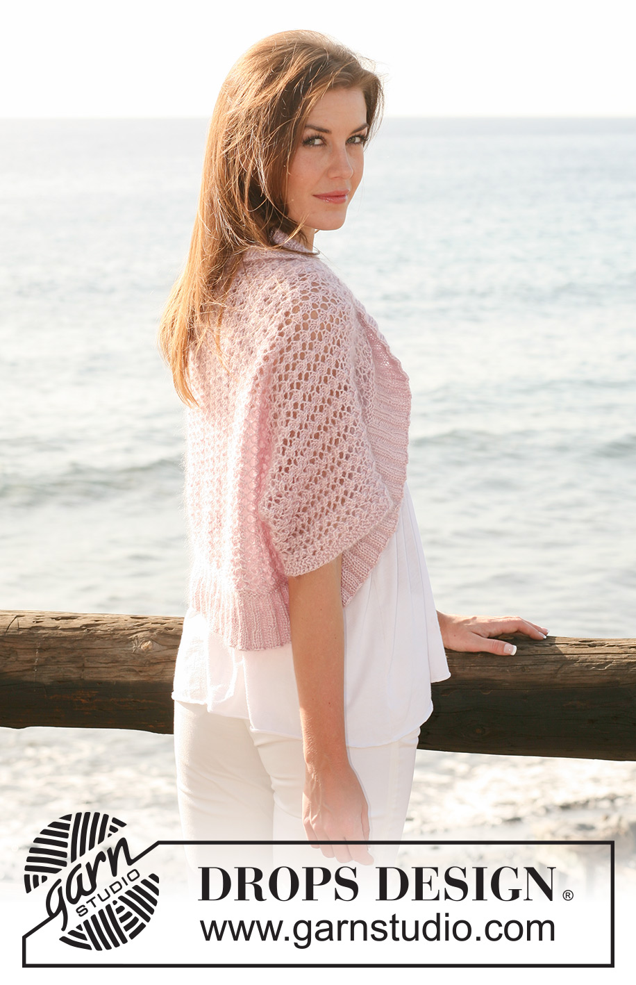 Sea Blush / DROPS 119-21 - Strikket DROPS bolero med hullmønster i ”Cotton Viscose” og ”Kid-Silk”. 
Str XS/S - XXXL