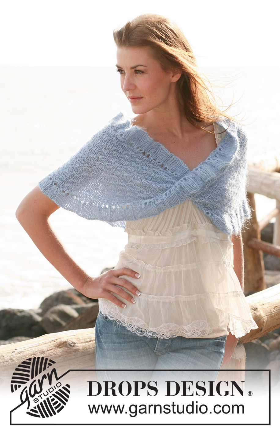 Water Twist / DROPS 119-4 - Moebius DROPS shawl with textured pattern in ”Alpaca” and ”Kid-Silk”. Size S - XXXL.
