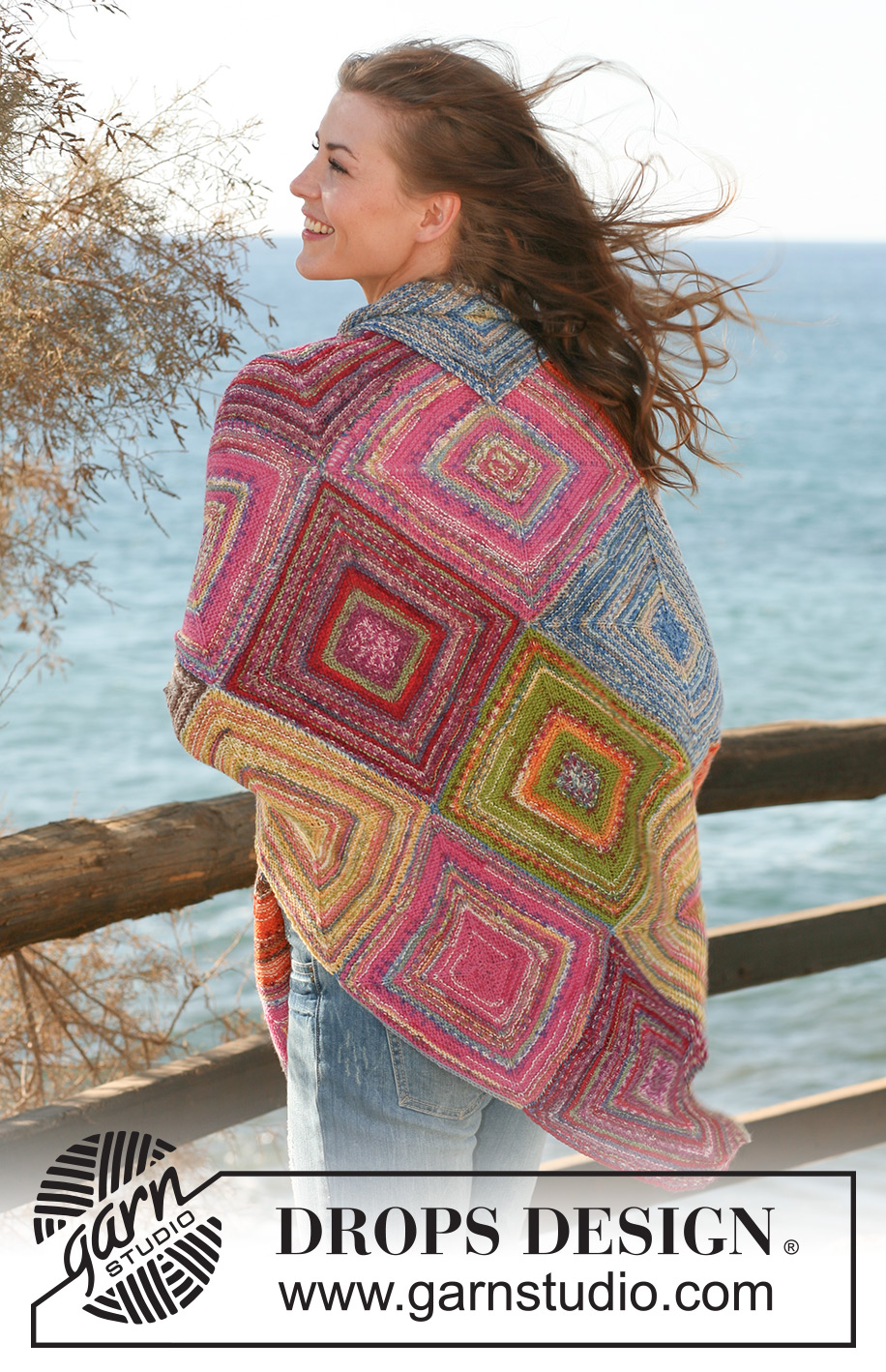 Square Dance / DROPS 119-42 - In Krausrippe gestricktes DROPS Tuch mit Vierecken in ”Fabel”. 
DROPS design: Modell Nr. FA-121
