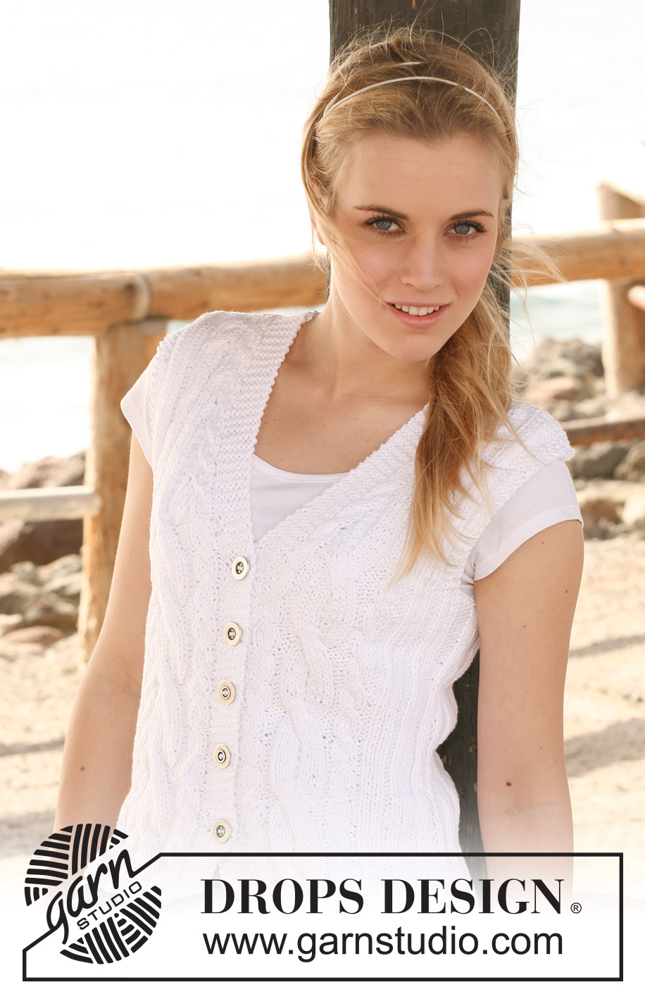 Ocean Mist Cardigan / DROPS 120-21 - Knitted DROPS sleeveless top with rib and cables in ”Paris”. Size S to XXXL.