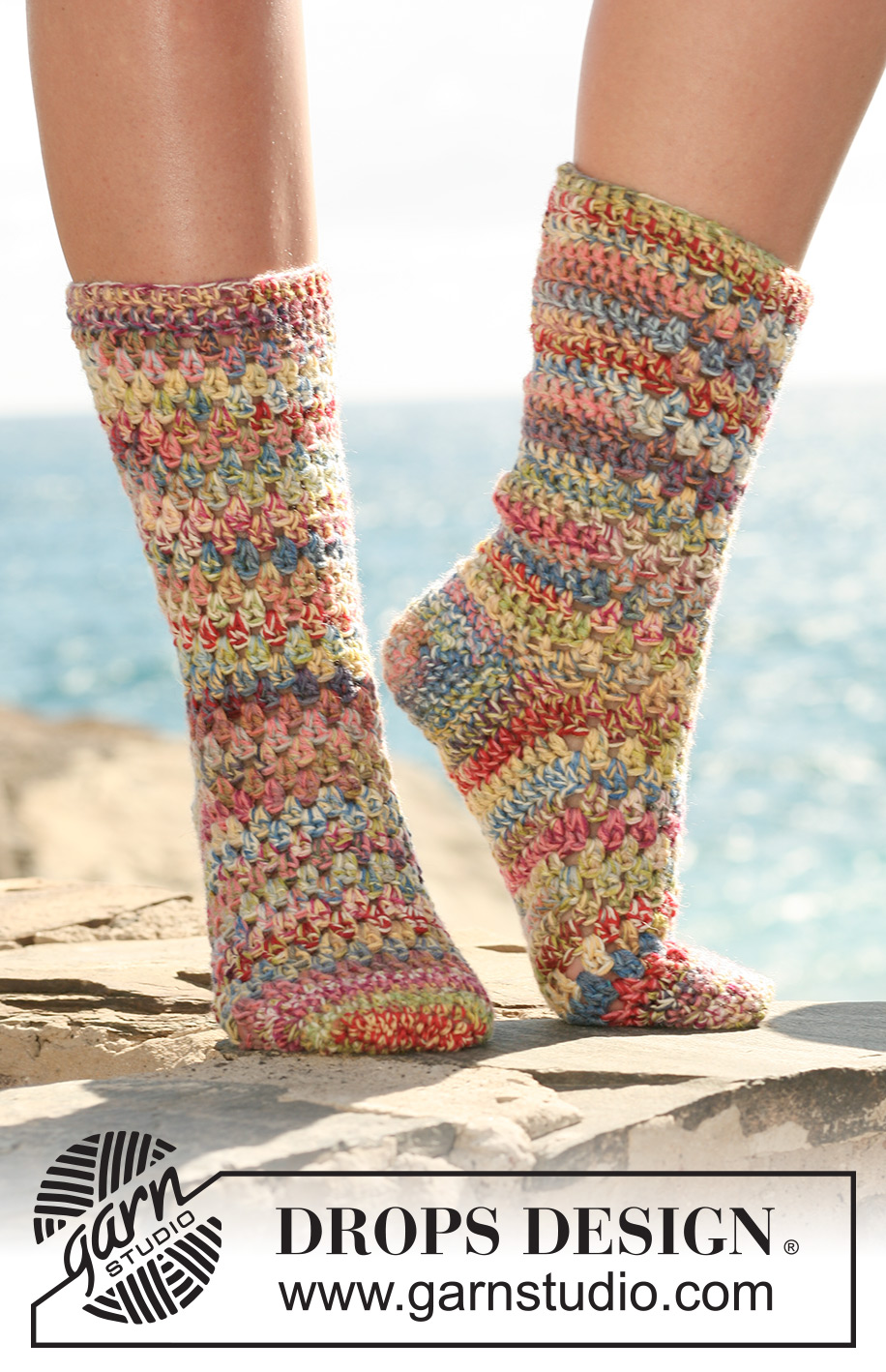 Taffy / DROPS 120-34 - Virkade DROPS sockor i två trådar ”Fabel”.