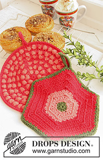 Sweet Kaleidoscope Potholders / DROPS 120-52 - Crochet DROPS pot holders, 1 round with bobbles and 1 hexagon pot holder, in ”Paris”.