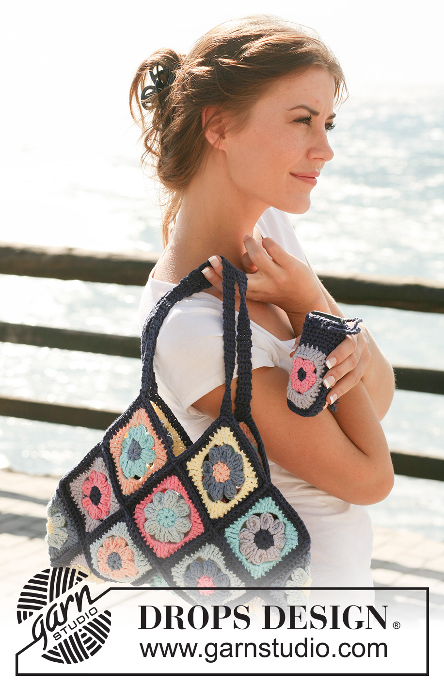 Flower Mix / DROPS 120-7 - DROPS bag and mobile phone pocket in ”Paris” with crochet squares. 