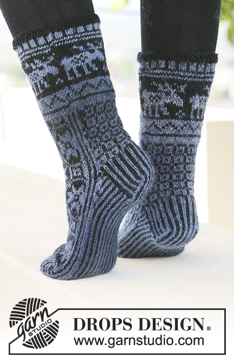 Christmas Socks & Slippers / DROPS 121-3