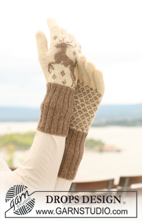 Christmas Mittens / DROPS 122-14