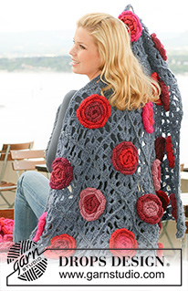 Field of Roses / DROPS 124-5 - Crochet DROPS blanket with flowers in ”Snow”. 