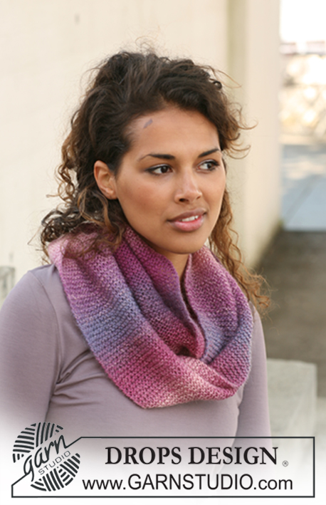 Sunset in the Woods / DROPS 126-10 - DROPS neck warmer in garter st in ”Delight”.