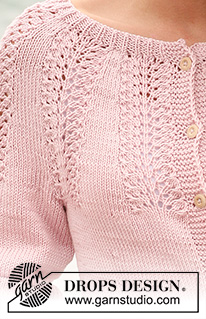 Pretty Me / DROPS 127-41 - Strikket DROPS jakke med rundt bærestykke og hulmønster i ”Muskat”. Str S - XXXL.