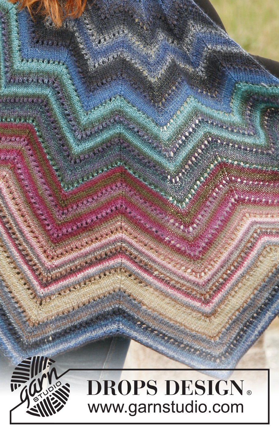 Butterfly Dream / DROPS 133-1 - Scialle DROPS a maglia in Delight