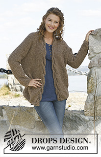 Free patterns using DROPS Alpaca Bouclé / DROPS 133-22