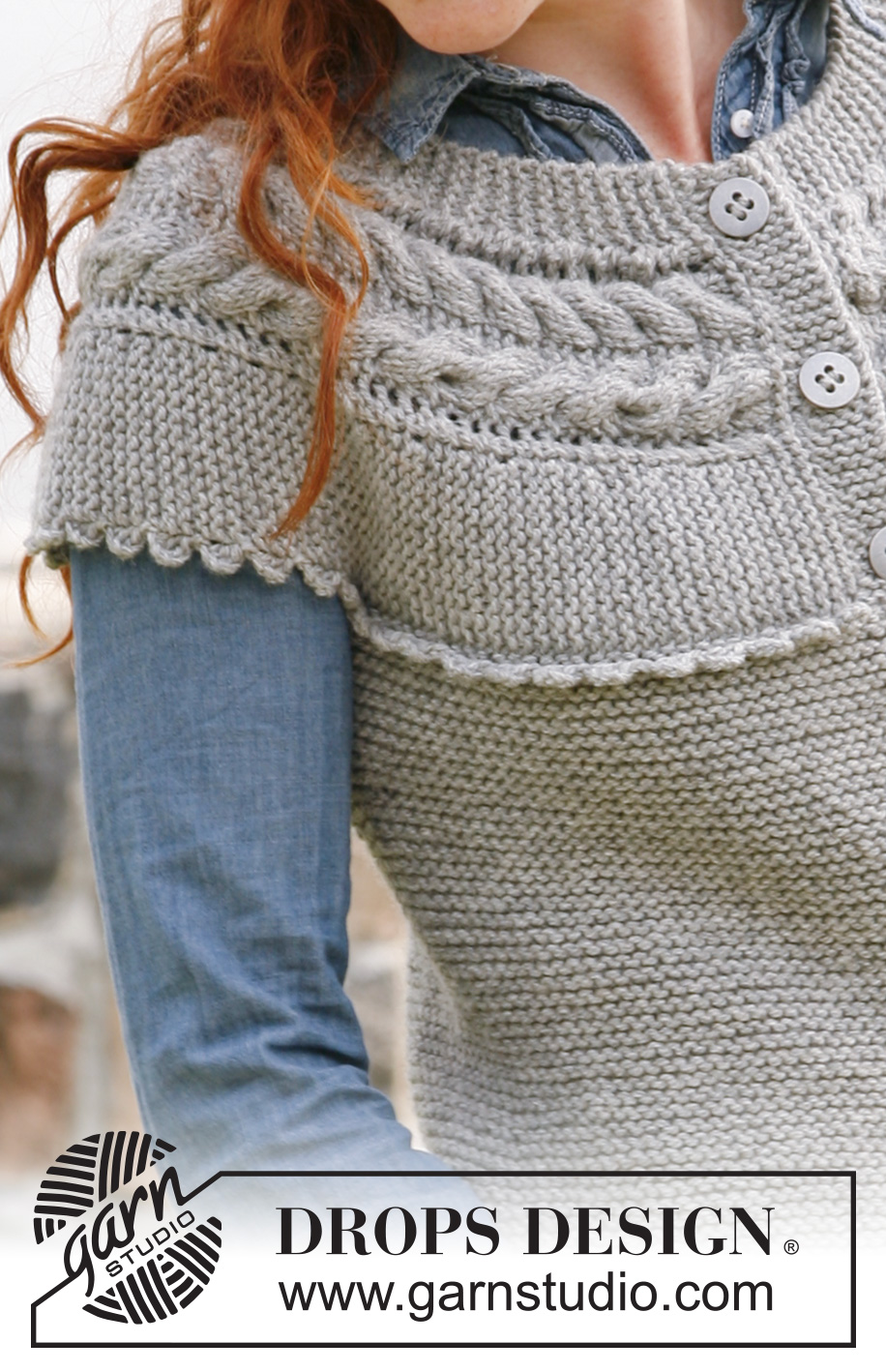 Milady / DROPS 133-3 - Gebreid DROPS mouwloos vest met pas zijdelings gebreid met kabels, verkorte toeren en een gehaakte rand van ”Nepal”. Maat: S tot en met XXXL
