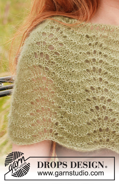 Amelia / DROPS 136-9 - Knitted DROPS shoulder warmer with wavy pattern in 2 threads Kid-Silk. 