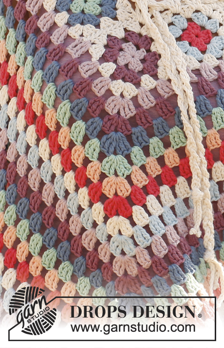 Summer of 69 / DROPS 139-1 - Crochet DROPS poncho with granny squares and dtr-groups in ”Paris”. 