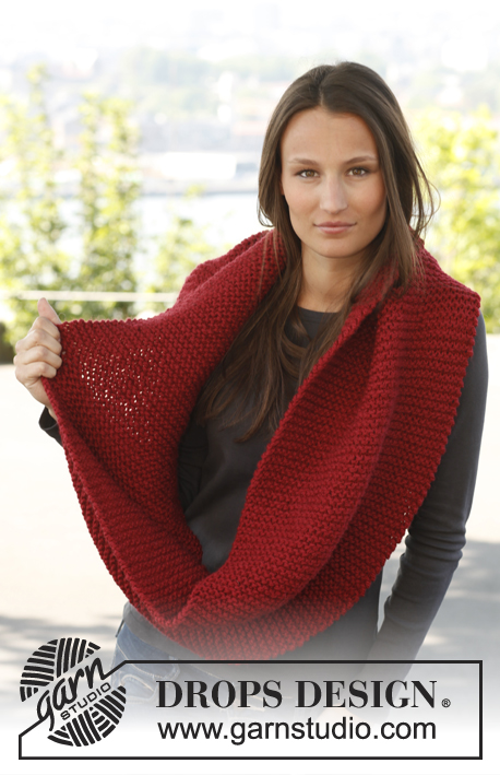 Amaryllis / DROPS 140-36 - Knitted DROPS neck warmer and mittens in garter st in ”Andes”.