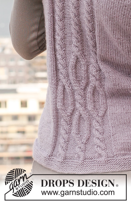 Sarah's Delight / DROPS 141-40 - Chaleco DROPS tejido con torsadas, en “Karisma”. Talla: S – XXXL.