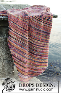 Miranda / DROPS 144-2 - Strikket DROPS tepper i ”Fabel” med riller.