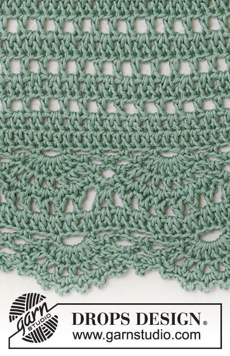 Spearmint / DROPS 147-35 - Heklet DROPS poncho i ”Muskat”. Str S - XXXL.