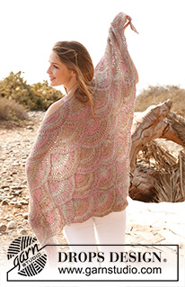 Soft mermaid / DROPS 148-33 - Knitted DROPS shawl in garter st with fan pattern in ”Fabel”.