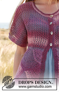 Evelyn / DROPS 148-37 - Knitted DROPS jacket with short sleeves, lace pattern and fans in ”Delight”. Size: S - XXXL.