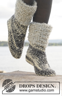 Cozies / DROPS 149-24 - Crochet DROPS slippers in 2 strands Big Fabel or 4 strands Fabel.