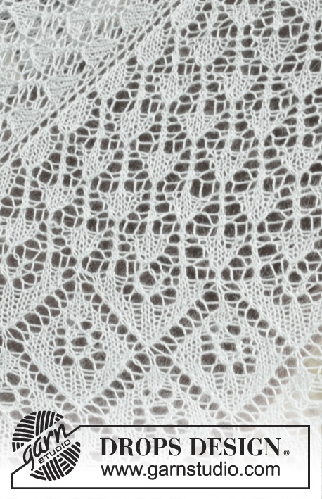 First Frost / DROPS 156-2 - DROPS pitsineulehuivi. Kuvassa lankaryhmän A ”Lace”- ja ”BabyAlpaca Silk” -langoista neulottu huivi.