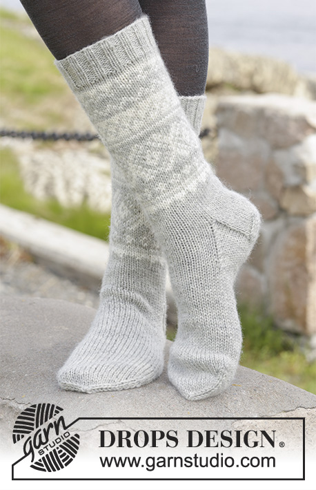 Silver Dream Socks / 157-10 - by DROPS Design