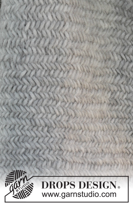 Fisherman's Wife / DROPS 157-53 - Knitted DROPS blanket with herringbone pattern in 1 thread Cloud or 2 threads Air.