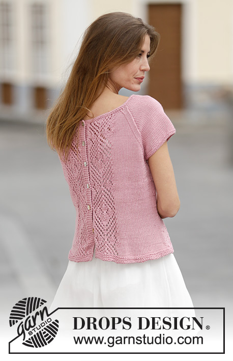 Summer Chic / DROPS 160-16 - Pulóver de punto DROPS con patrón de calados, raglán y botones en la espalda, en “Muskat” o “Belle”. Se puede voltear para usarlo como chaqueta. Talla: S – XXXL.