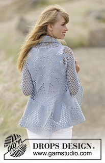 Endless Love / DROPS 168-12 - Hæklet DROPS cirkeljakke i ”Cotton Merino” med stangm og hulmønster. Str S - XXXL.