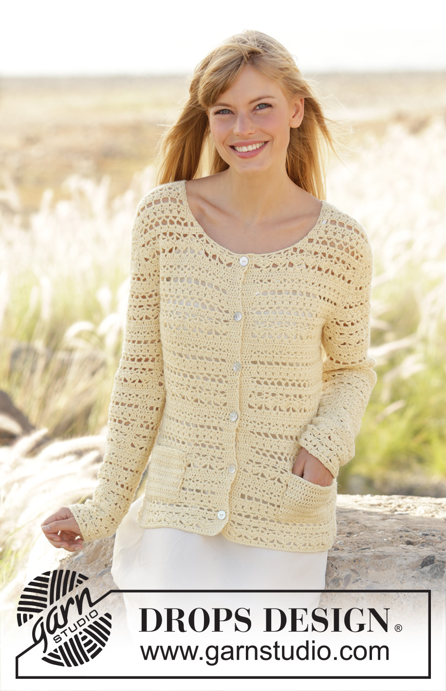 Daniella / DROPS 170-31 - Gilet et jupe ajourés DROPS avec point d'éventail, crochetés de haut en bas, en ”Alpaca”. Du S au XXXL.