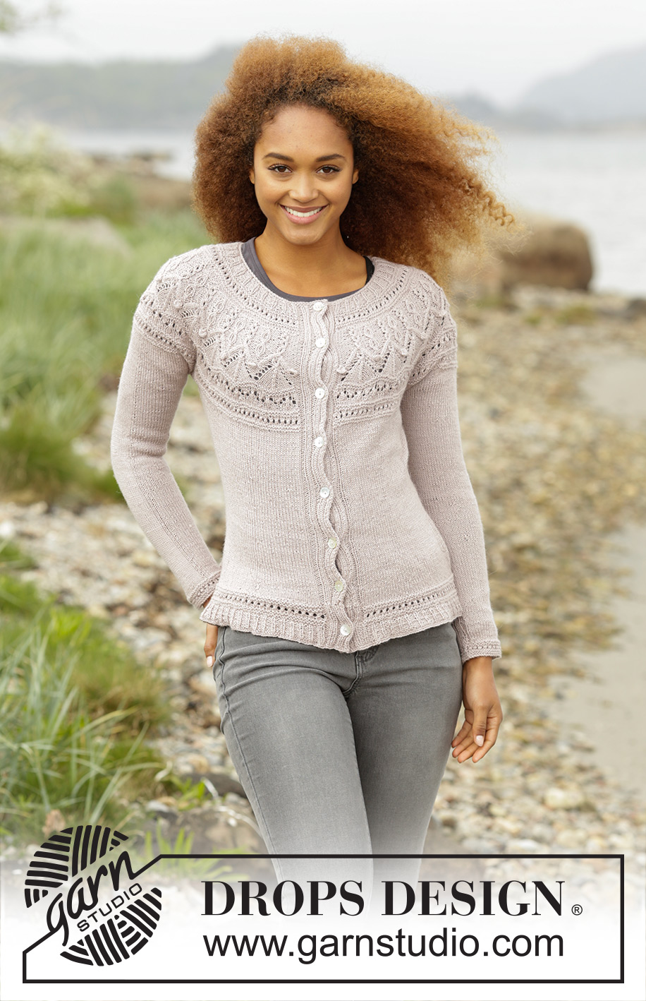 Crystal Bright Cardigan / DROPS 171-52 - DROPS propínací svetr s kruhovým sedlem a plastickým ažurovým vzorem pletený z příze BabyAlpaca Silk. Velikost: S-XXXL.