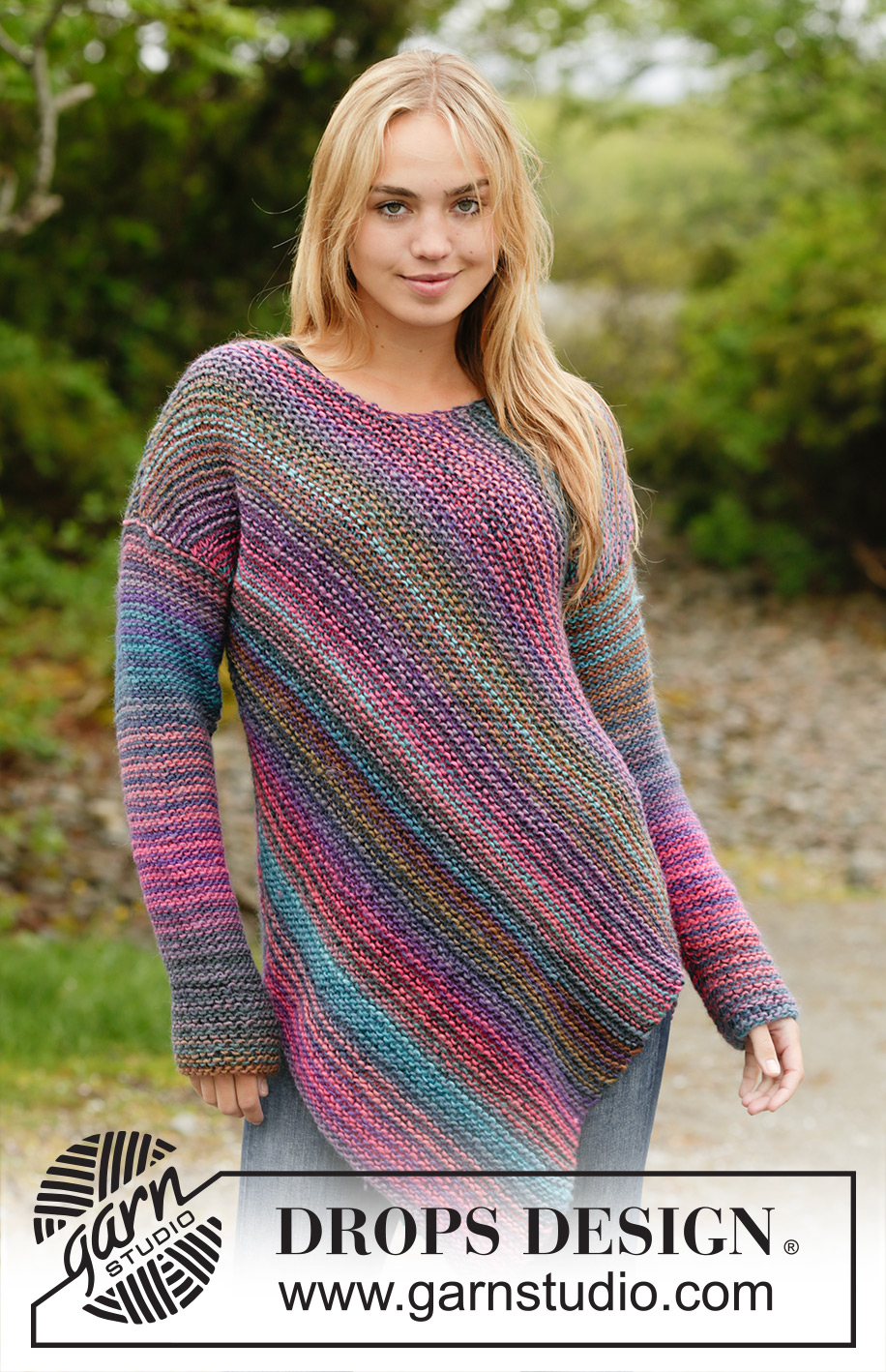 Sideways Glance / DROPS 172-26 - Sidelengsstrikket DROPS genser i ”Big Delight” med riller. Str S - XXXL.