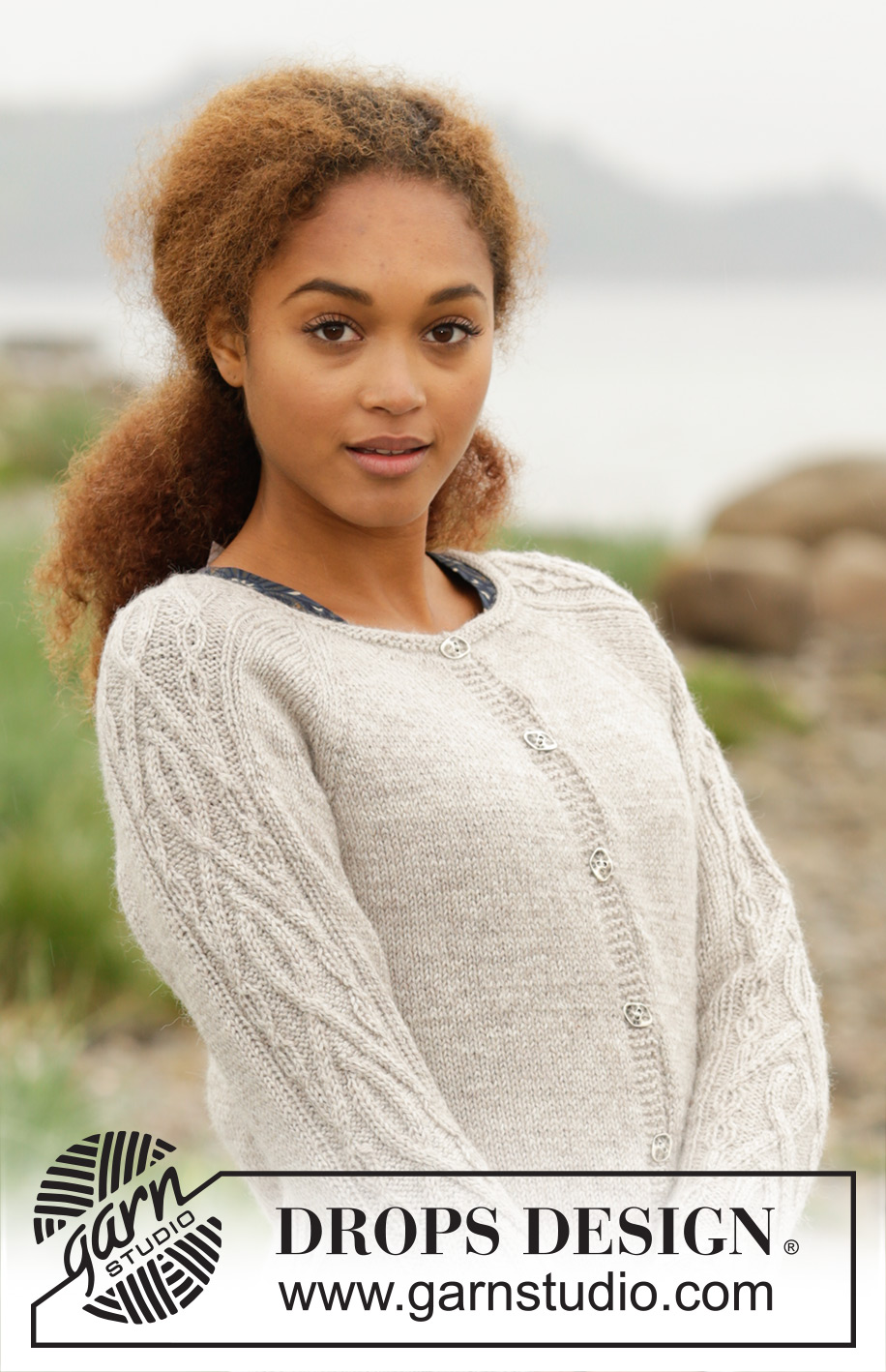 Irish Plaits Cardigan / DROPS 173-3 - Gebreid DROPS vest met raglan en kabels op de mouwen en aan de zijkanten, wordt van boven naar beneden gebreid van DROPS Karisma of DROPS Sky. Maat S-XXXL.