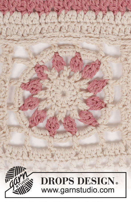 A Wistful Dream / DROPS 176-16 - Poncho avec point ajouré et carrés au crochet, crocheté de haut en bas, en DROPS Belle. Du S au XXXL.