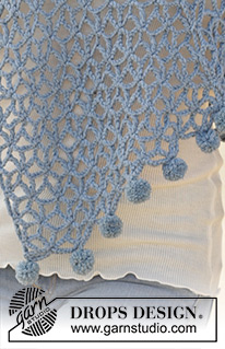 Tender Sky / DROPS 178-30 - Virkattu tähtikuvioinen poncho DROPS Big Merino -langasta. Koot S-XXXL.