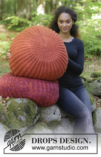 Pomodoro / DROPS 179-34 - Pouf en côtes anglaises.
Peut se tricoter avec 2 fils DROPS Snow ou 1 fil DROPS Polaris.