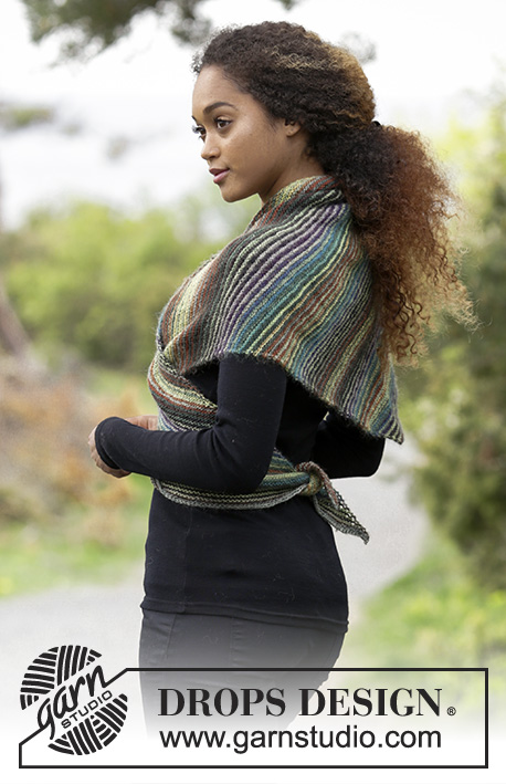 Herbs & Spices / DROPS 180-25 - Knitted shawl worked diagonally with garter stitch and stripes.
Piece is knitted in DROPS Delight.