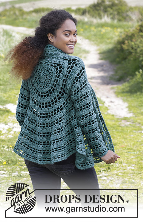 Ornella / DROPS 184-9 - Crochet circle jacket with double crochets and chain-spaces. Sizes S - XXXL.
The piece is worked in DROPS Lima.