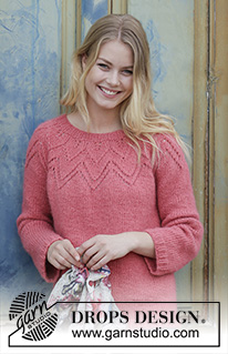 Aftensol / DROPS 186-5 - Knitted jumper with round yoke and lace pattern, worked top down. Sizes S - XXXL. The piece is worked in DROPS Air.