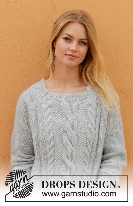 Skye / DROPS 188-36 - Knitted jumper with cables, lace pattern, split and raglan. Sizes S - XXXL.
The piece is worked in DROPS Air.