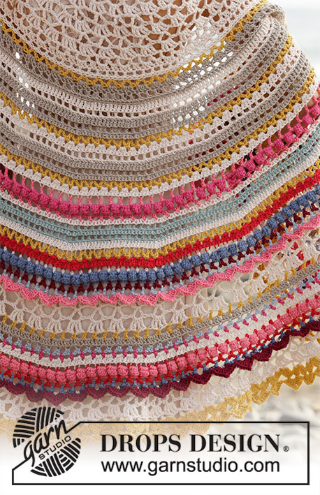 Magic Summer / DROPS 190-1 - Gehäkeltes Tuch mit Strukturmuster und Streifen, gehäkelt von oben nach unten. Die Arbeit wird gehäkelt in DROPS Cotton Merino.