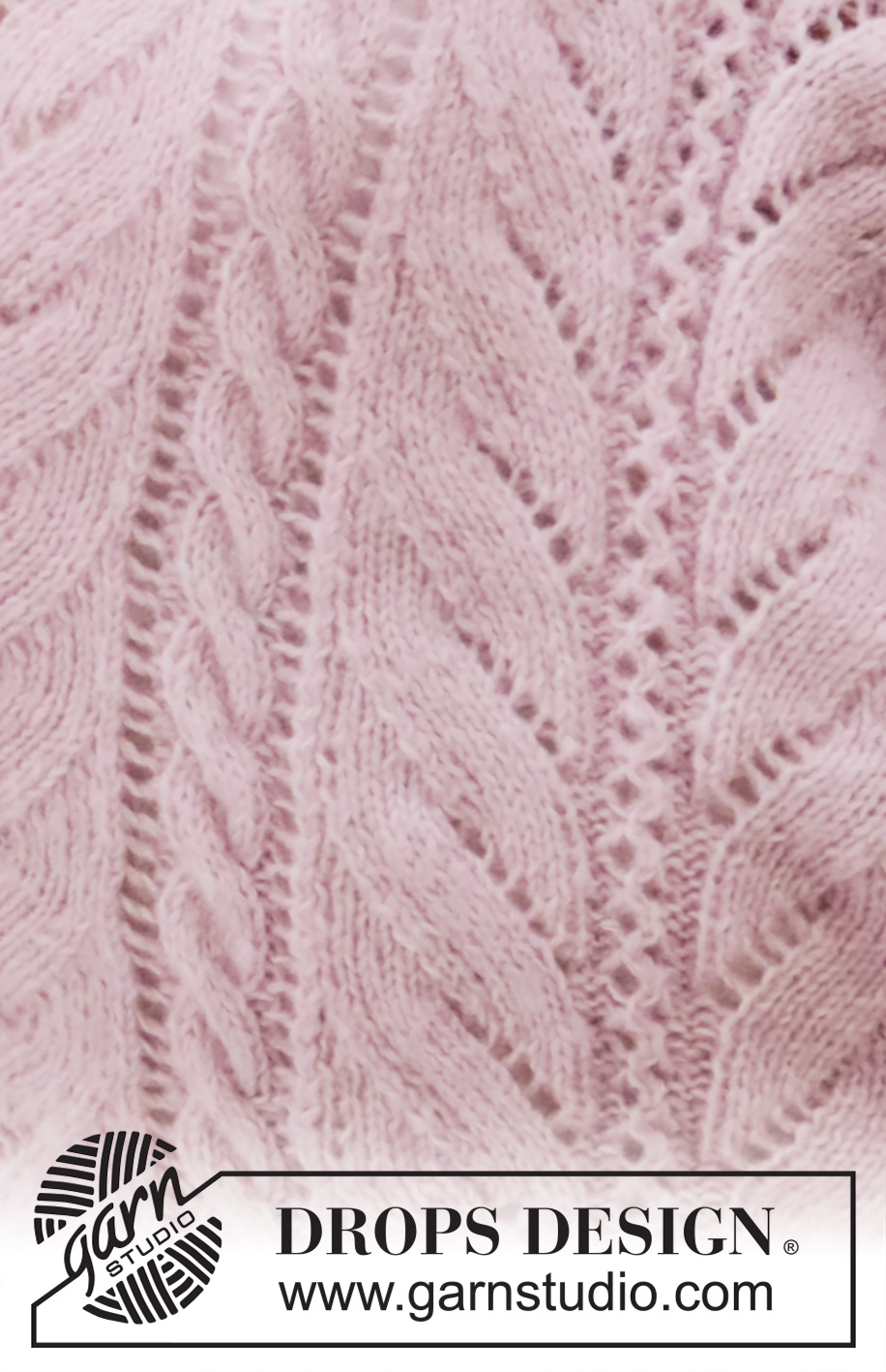 Sweet Nancy / DROPS 191-20 - Poncho ai ferri con trecce e motivo traforato. Taglie: Dalla S alla XXXL. Il poncho è lavorato in DROPS Alpaca e Brushed Alpaca Silk.