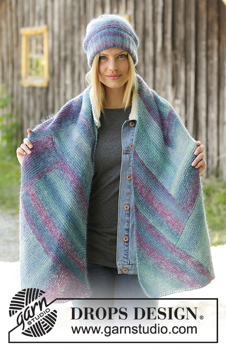 Casually Cozy / DROPS 192-6 - Gestrickte Mütze und Schal in DROPS Delight und DROPS Kid-Silk. Die Mütze wird kraus rechts und im Rippenmuster gestrickt und der Schal wird kraus rechts mit Winkeln gestrickt.
