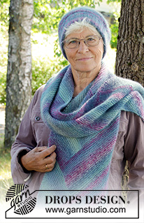 Casually Cozy / DROPS 192-6 - Gestrickte Mütze und Schal in DROPS Delight und DROPS Kid-Silk. Die Mütze wird kraus rechts und im Rippenmuster gestrickt und der Schal wird kraus rechts mit Winkeln gestrickt.