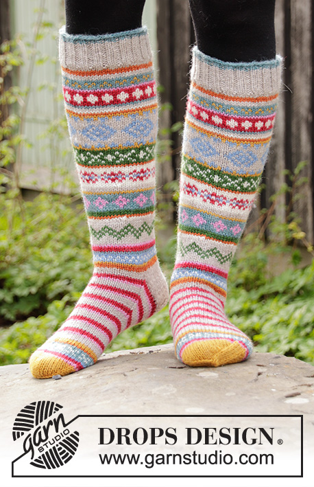Lange sokker - strikkeopskrifter og fra DROPS